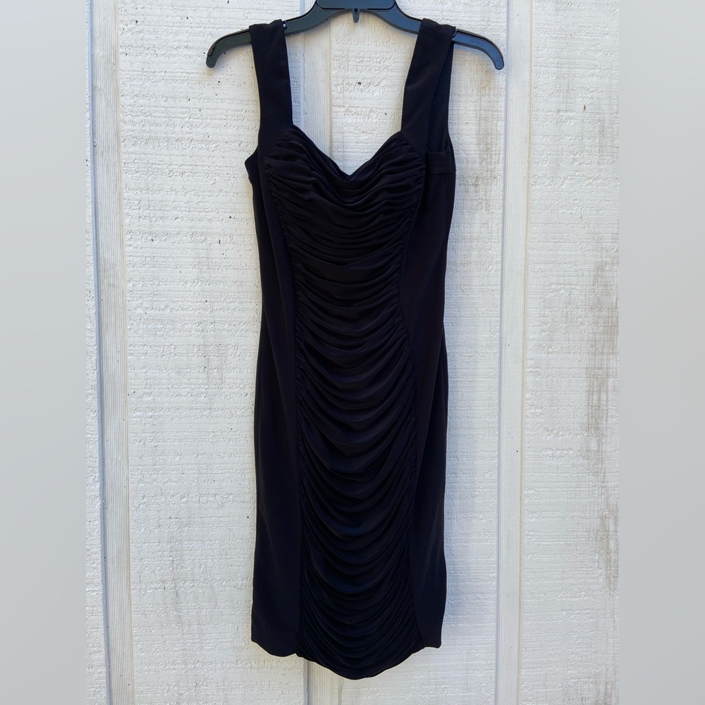 Cache Black Dress Cocktail Party Wedding  LBD Women’s Size 4 V-neck Ruched Front